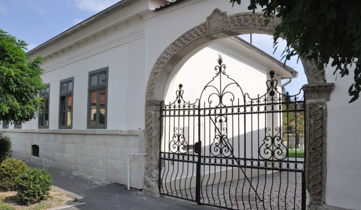 r40 vendégház